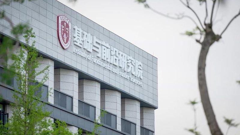 电子科技公司加盟与直营：揭秘背后的商业逻辑**
