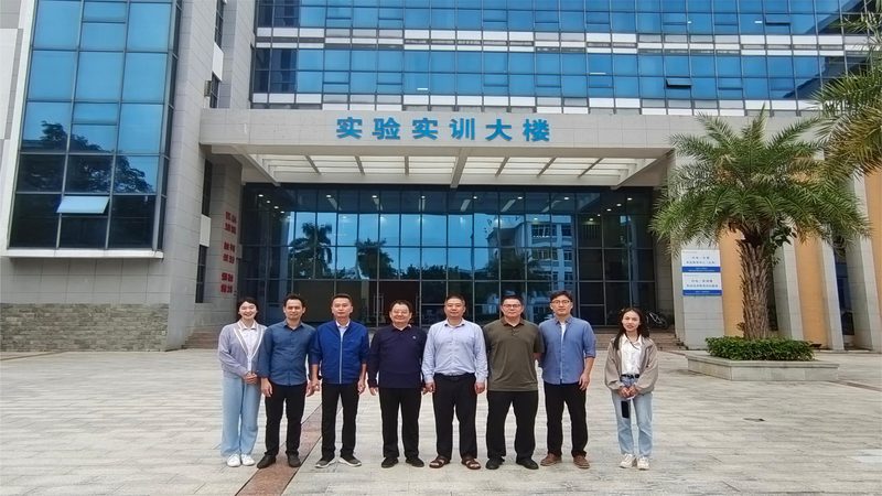 二极管与三极管：揭秘电子世界的两种关键元件**